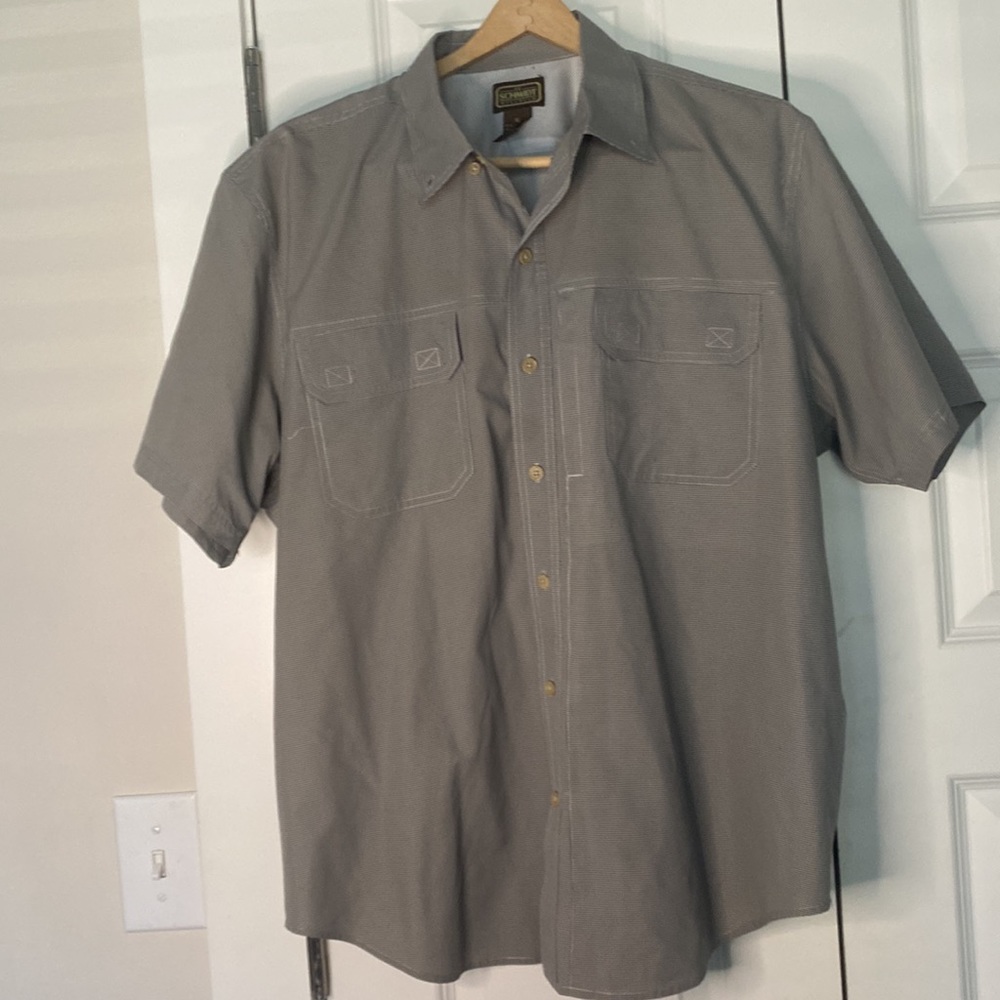 C.E Schmidt Men’s Short Sleeve Vented⚡️ Work Wear Button Up Shirt- size: XL ⚡️